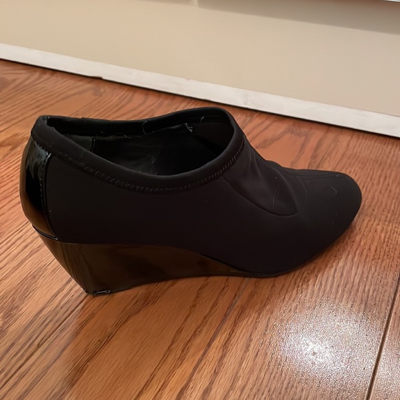 Closed Toe Black Wedges - Picture 3 of 5